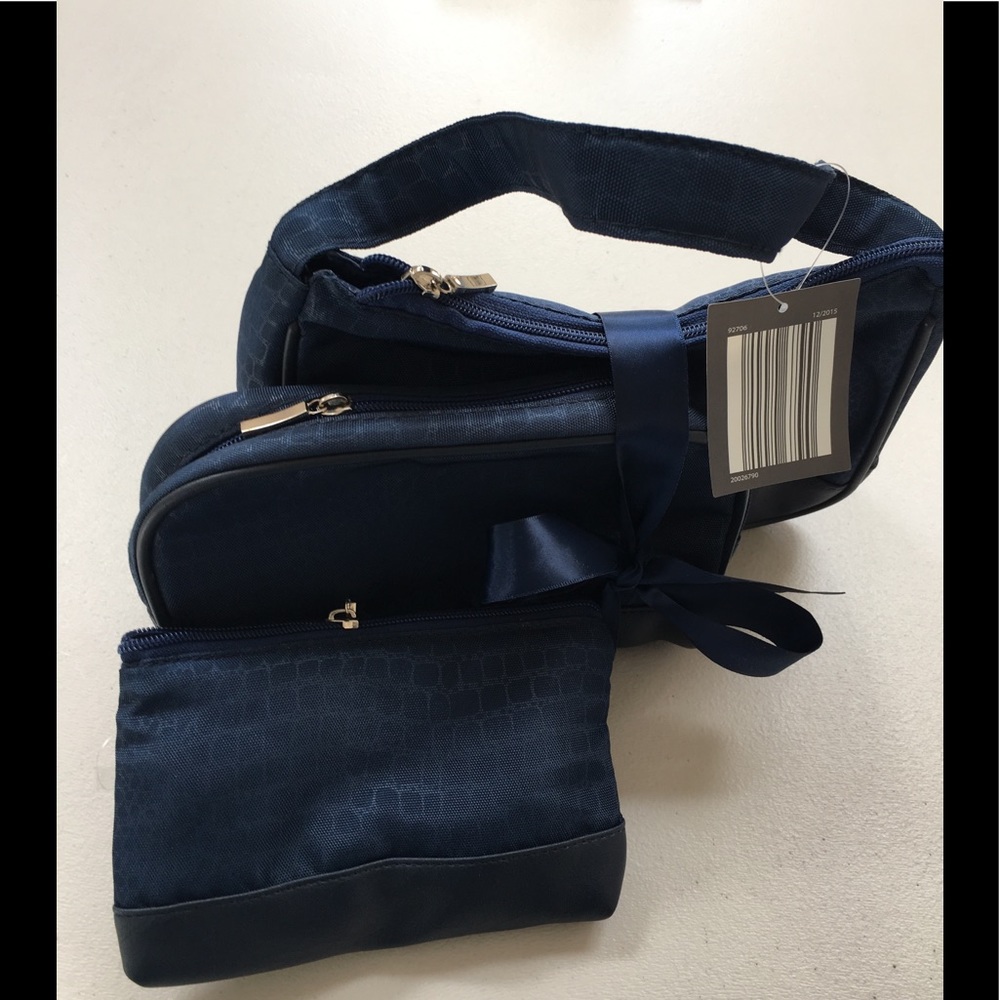 👛3 Makeup Bags NWT